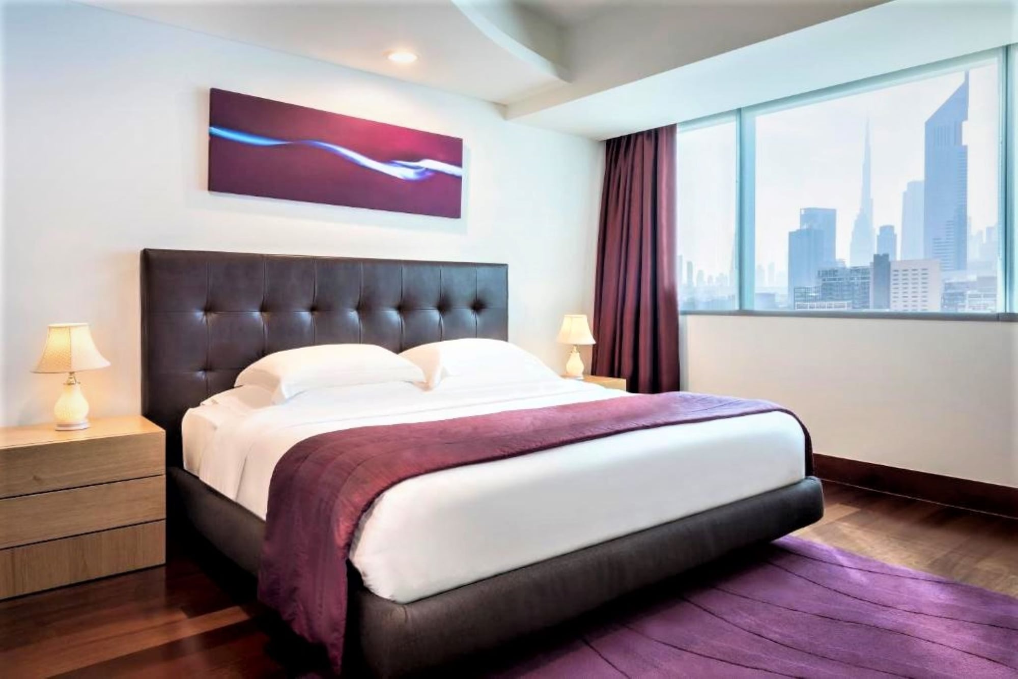1 BEDROOM, DUPLEX, RESIDENCE, JETTED TUB