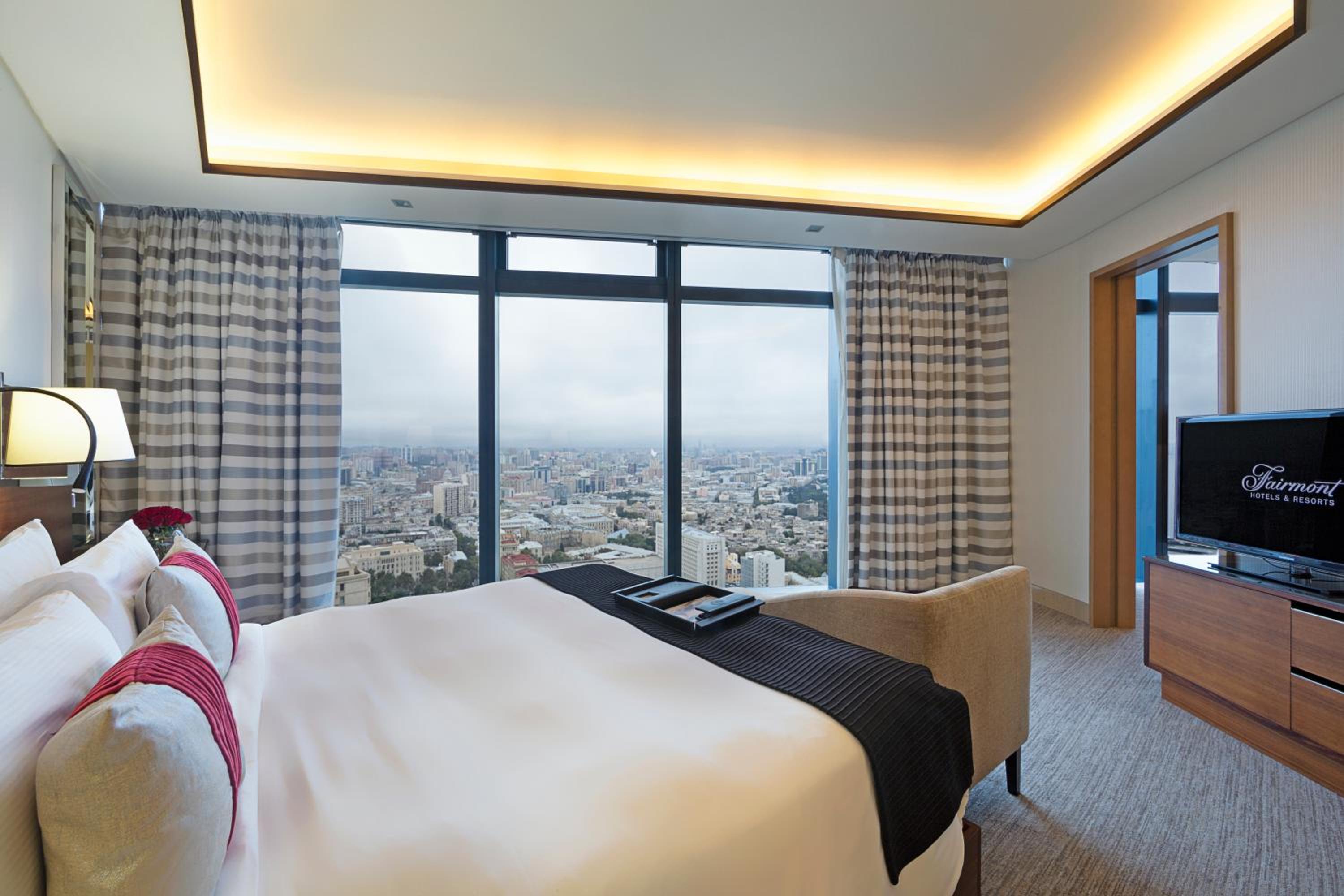 Signature, Fairmont Gold, Suite, Sea View
