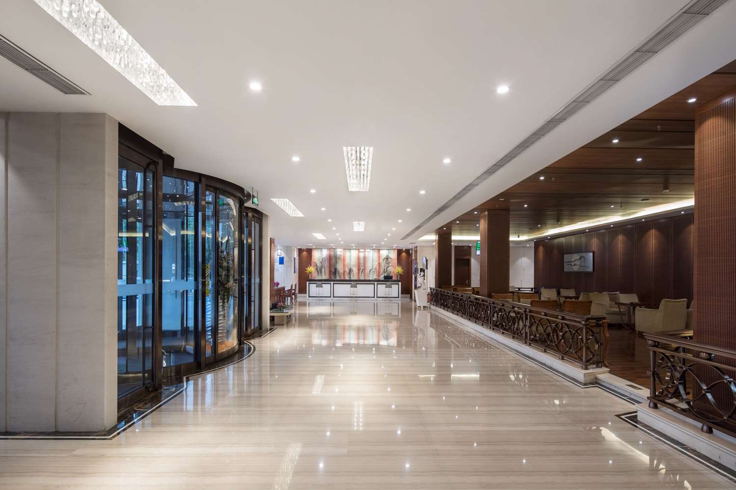 Lobby at Ramada by Wyndham Beijing Airport, BEIJING