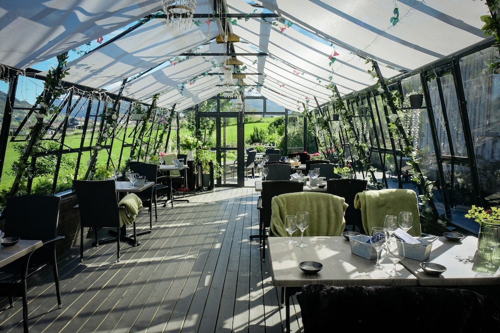 Store Ringheim Hotell and Restaurant 45/60