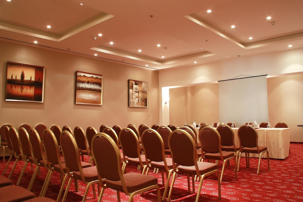 Regency Palace Amman 37/50