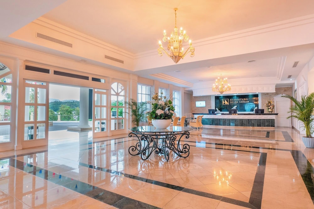Eurostars Grand Cayacoa 8/50