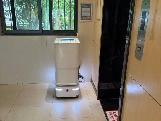 HanTing Hotel (Nanjing South Railway Station Software Avenue Hotel) 40/43