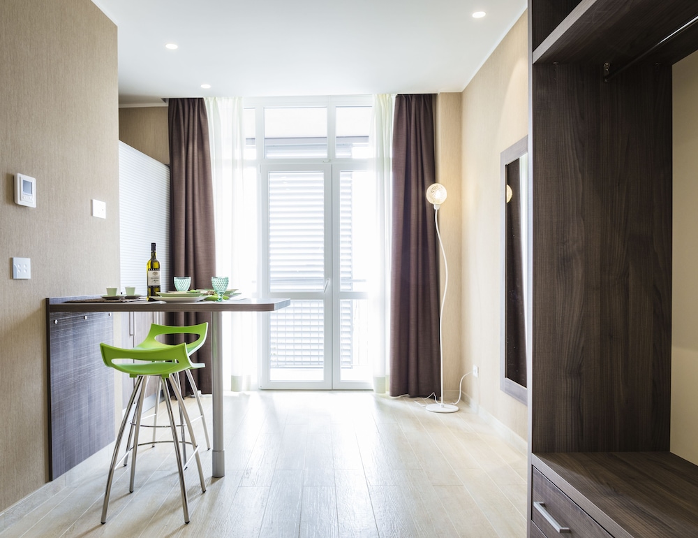 Privilege Apartments 12/43