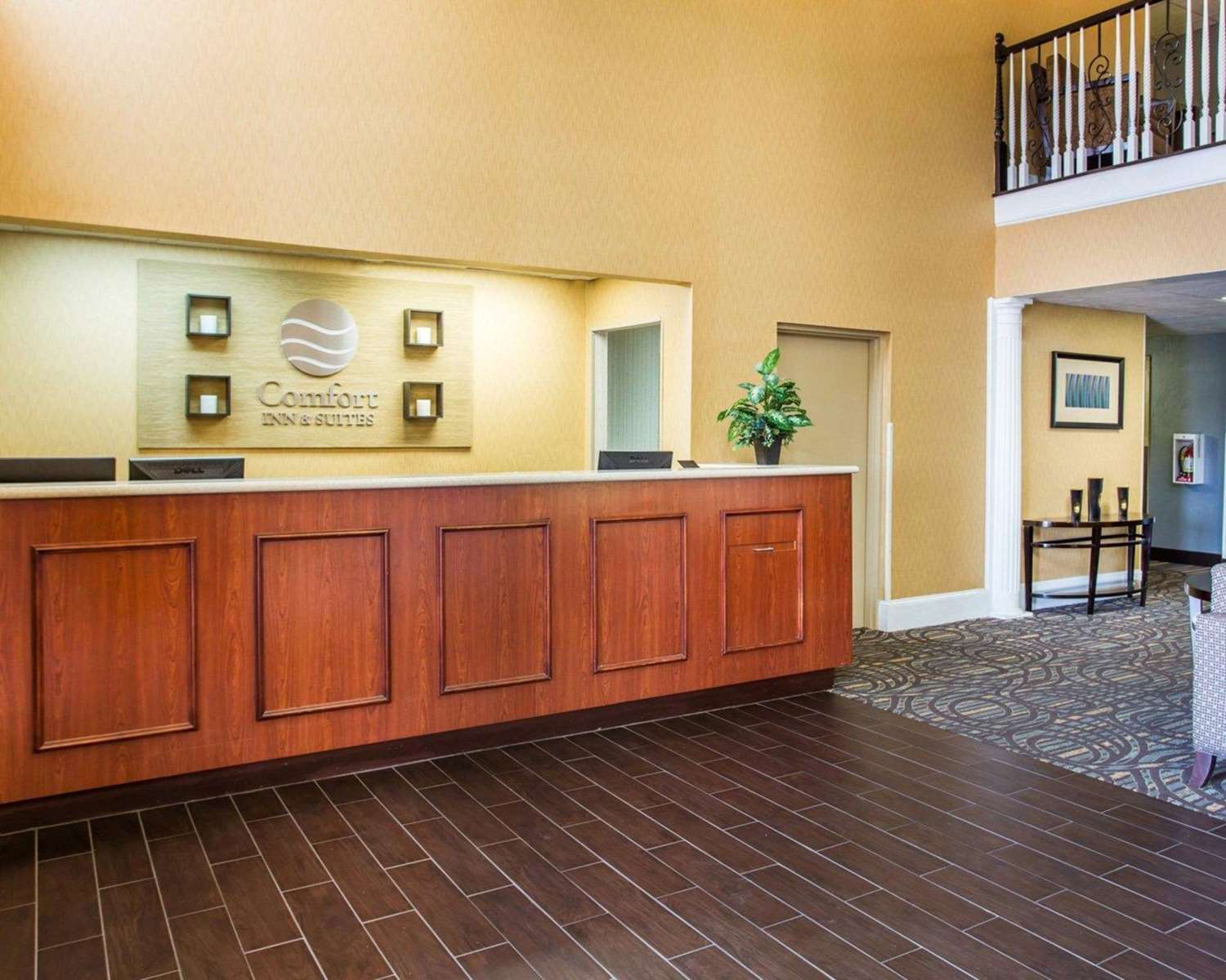 Comfort Inn Suites At Stone Mountain 7/39