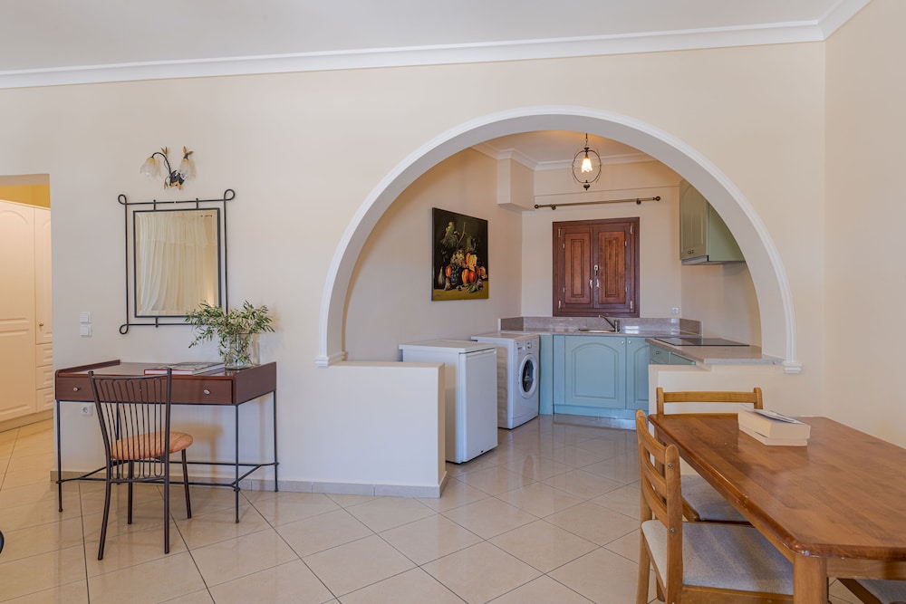 Epavlis Hotel And Spa 34/50