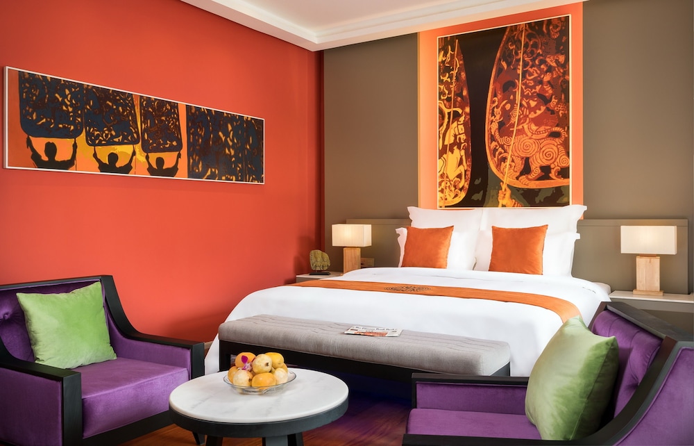 Pool, Superior, Suite, King Bed, Terrace