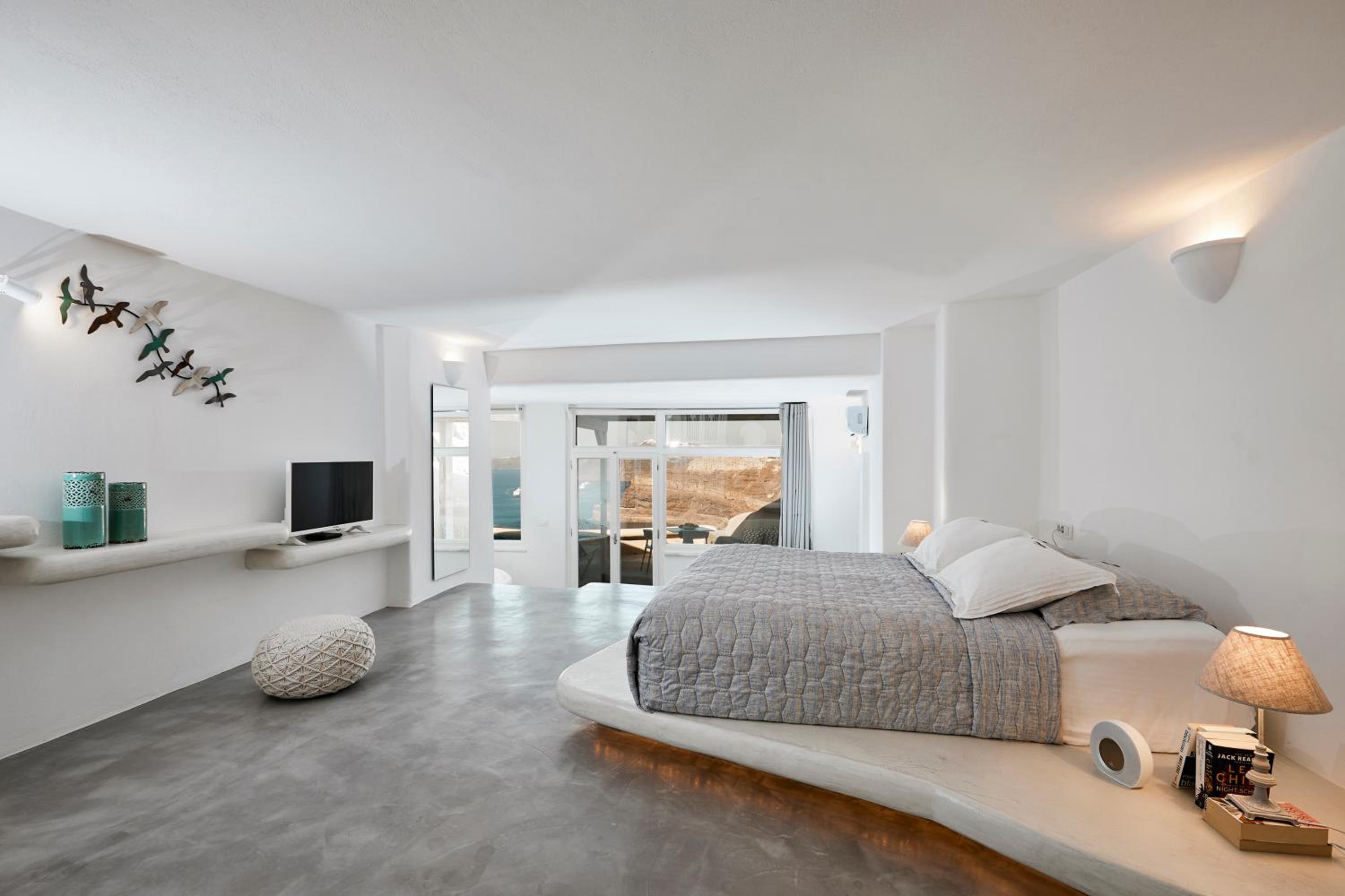 Vip, Suite, Queen Bed, Panoramic Caldera View, Outdoor Jetted Tub
