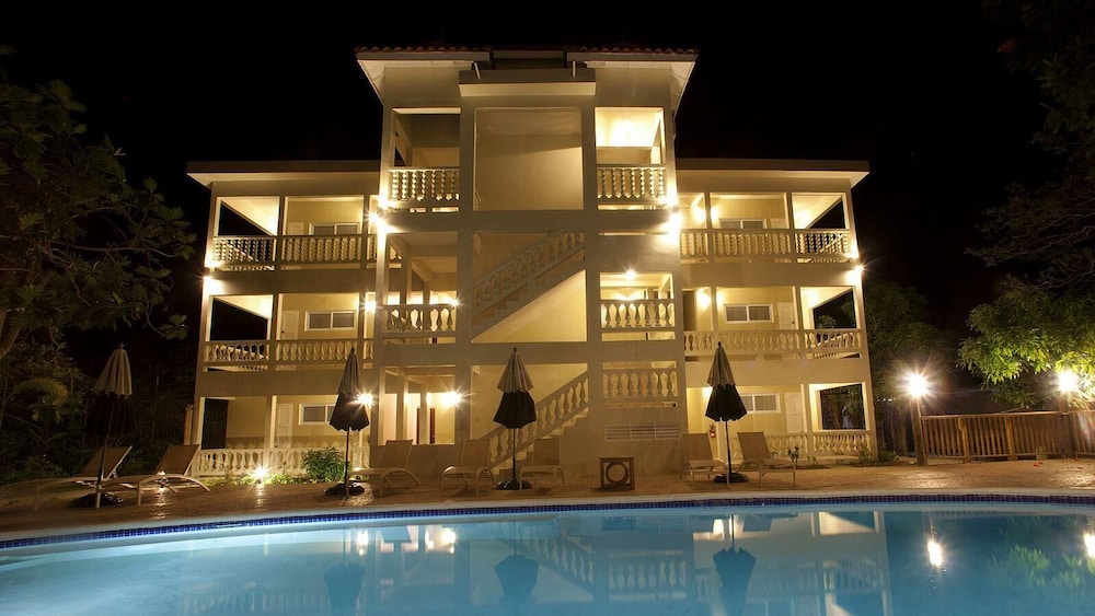 Sandy Haven Resort 3/48