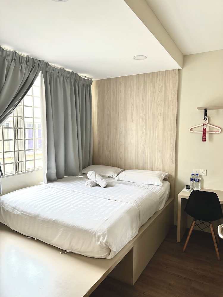 SUPERIOR, DOUBLE BED