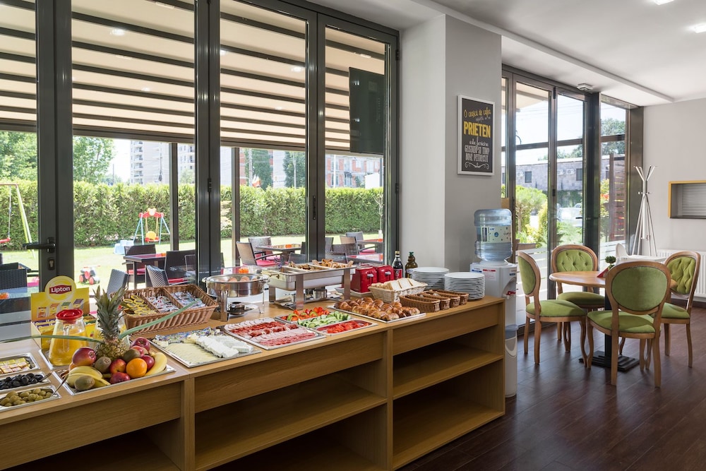 Tomis Garden Aparthotel 39/46