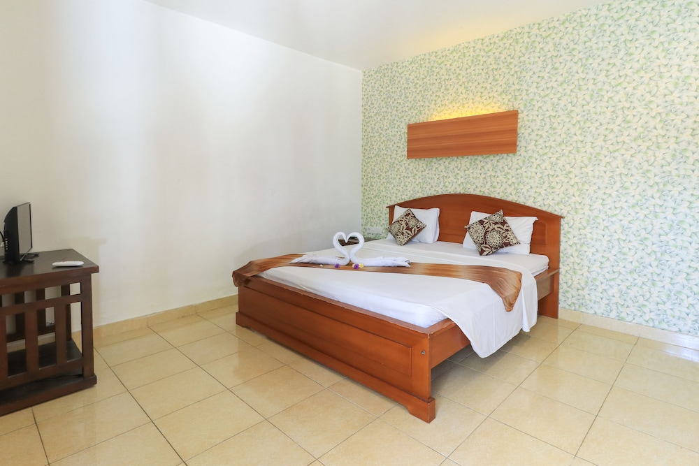 Ayu Lili Garden Hotel 13/48