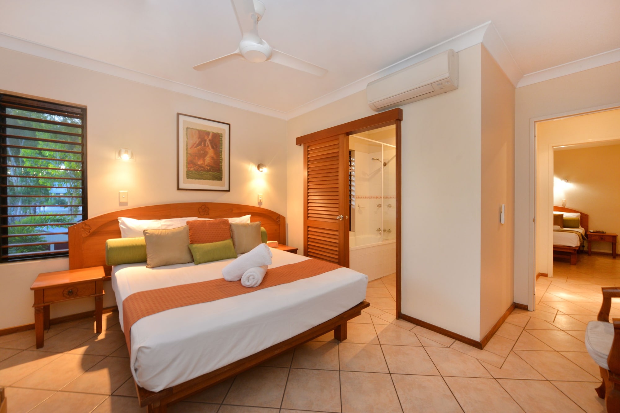 2 BEDROOMS, APARTMENT, RESORT VIEW