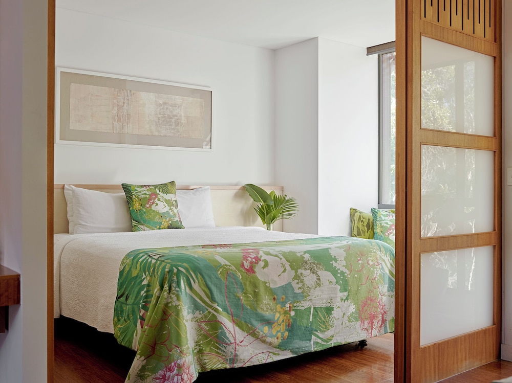Tree Top, Family Suite, Resort, King Bed, Sofa