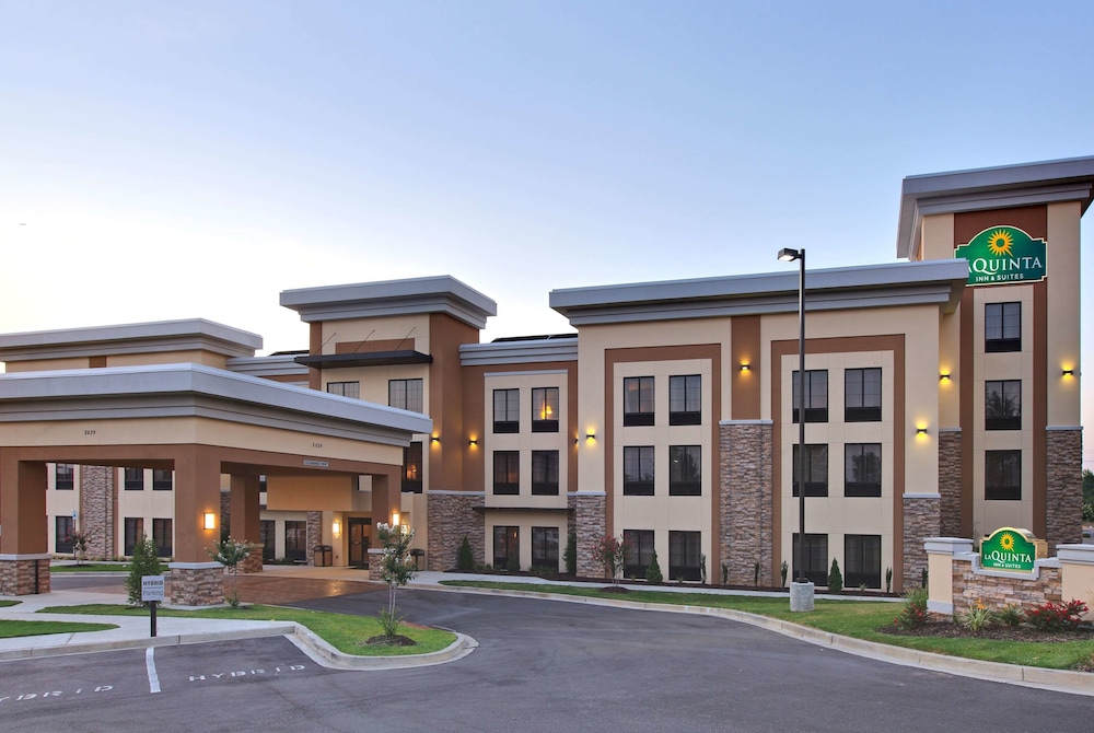 La Quinta Inn Suites By Wyndham Memphis Wolfchase 4/63