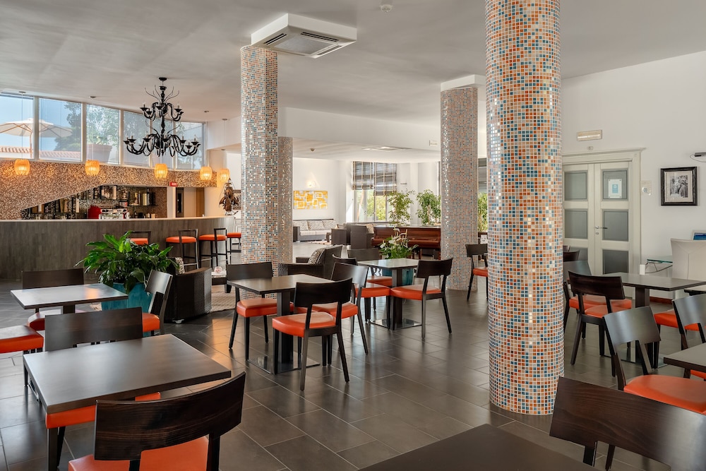 The Pelican Beach Resort & SPA - Adults Only 30/50