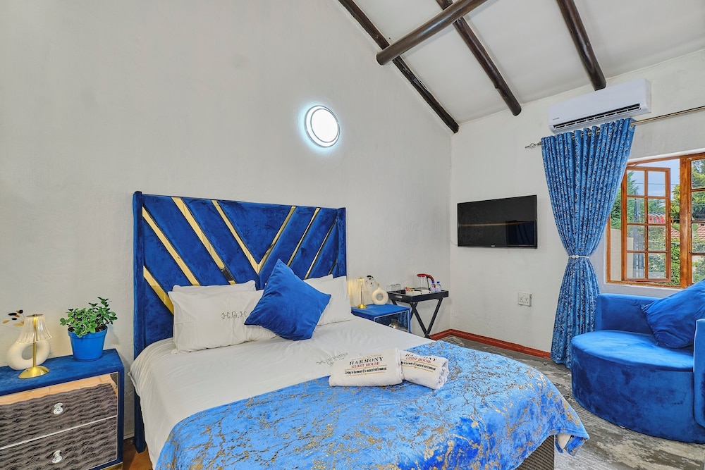 Harmony, Standard, Queen Bed