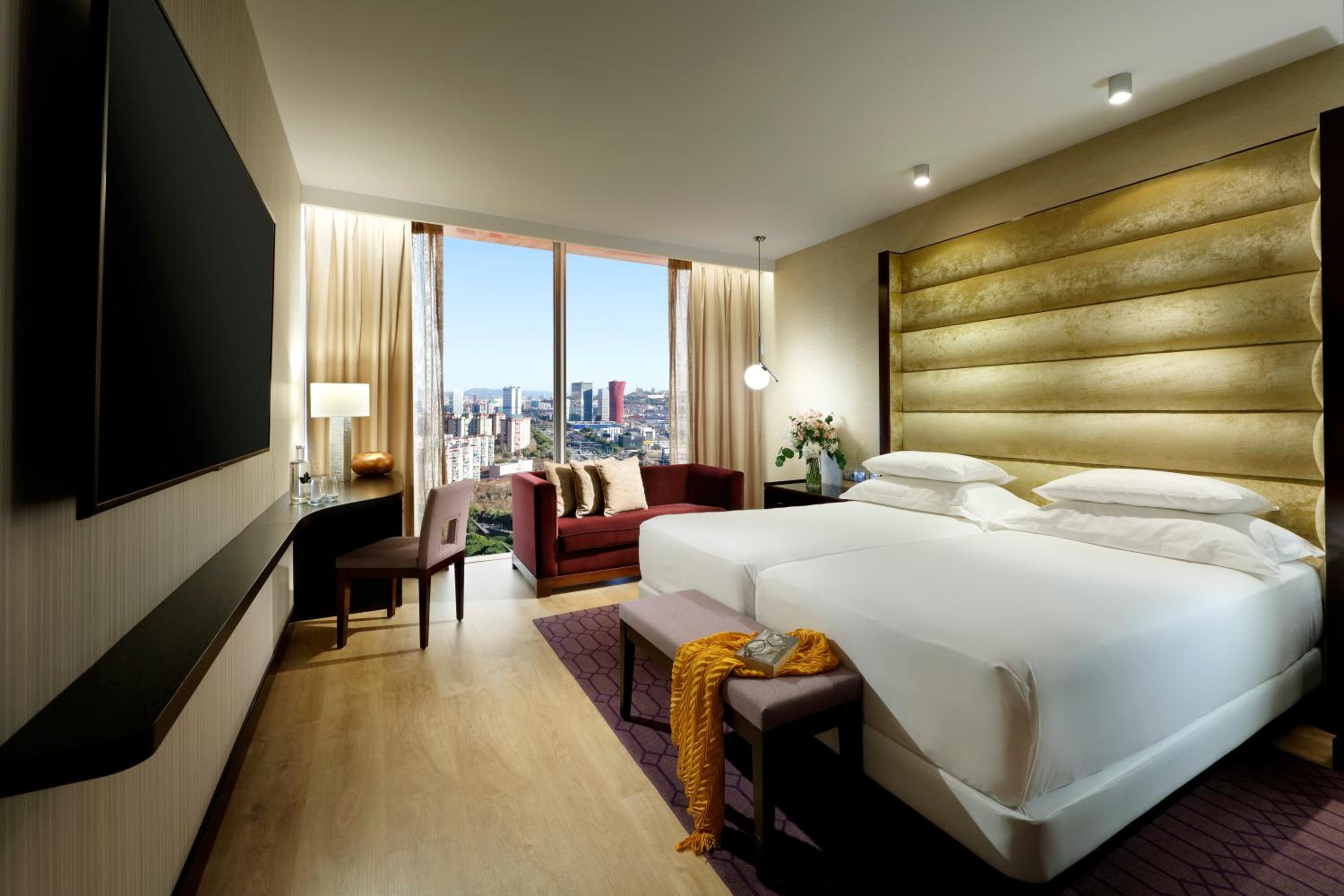 Deluxe, Single Bed, Panoramic View, High Floor