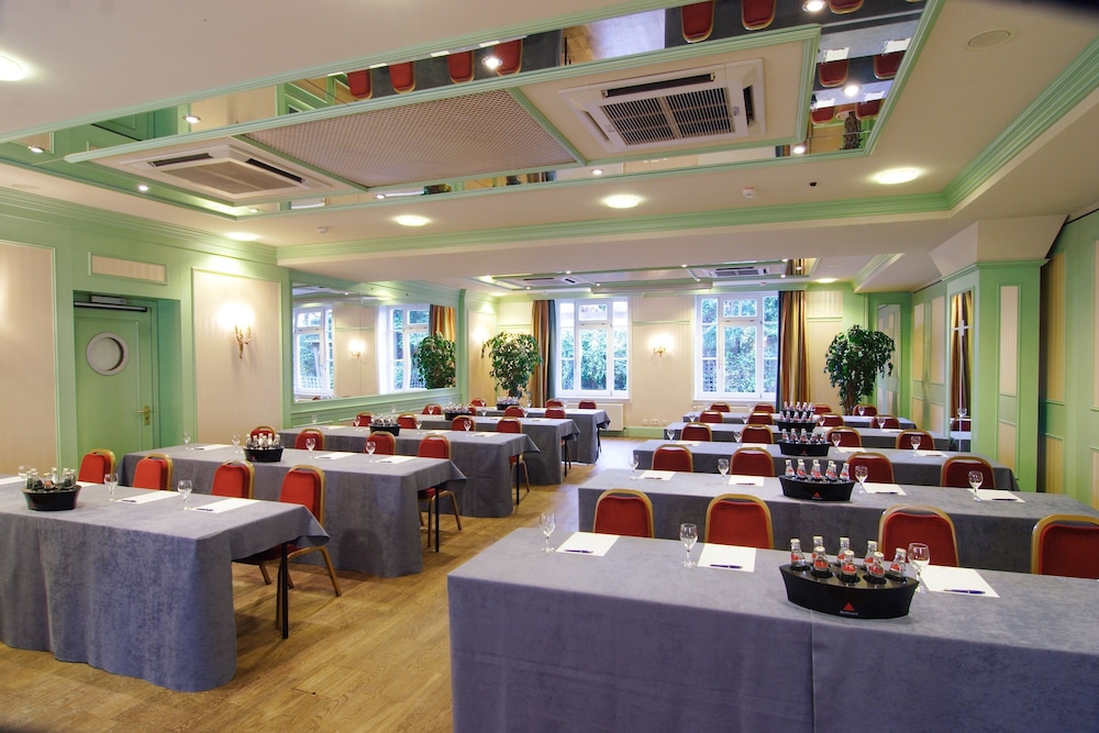Golden Tulip Lubecker Hof 20/32