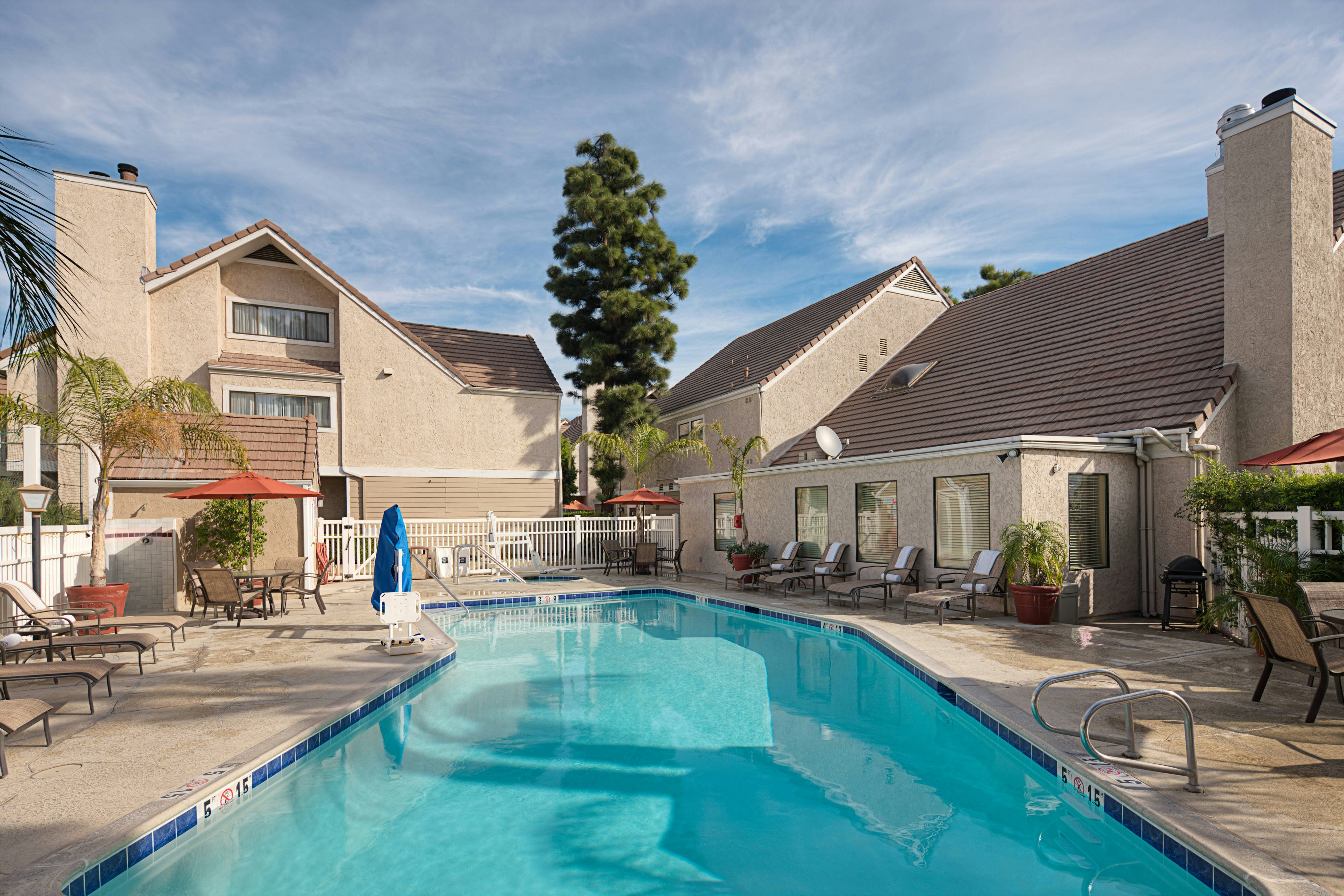Residence Inn Ontario Airport 28/29