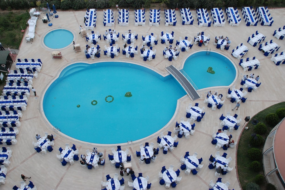 Akgun Hotel 48/54