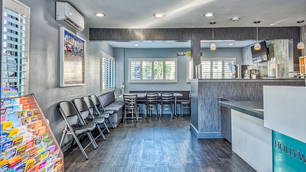 Hollywood City Inn 42/60