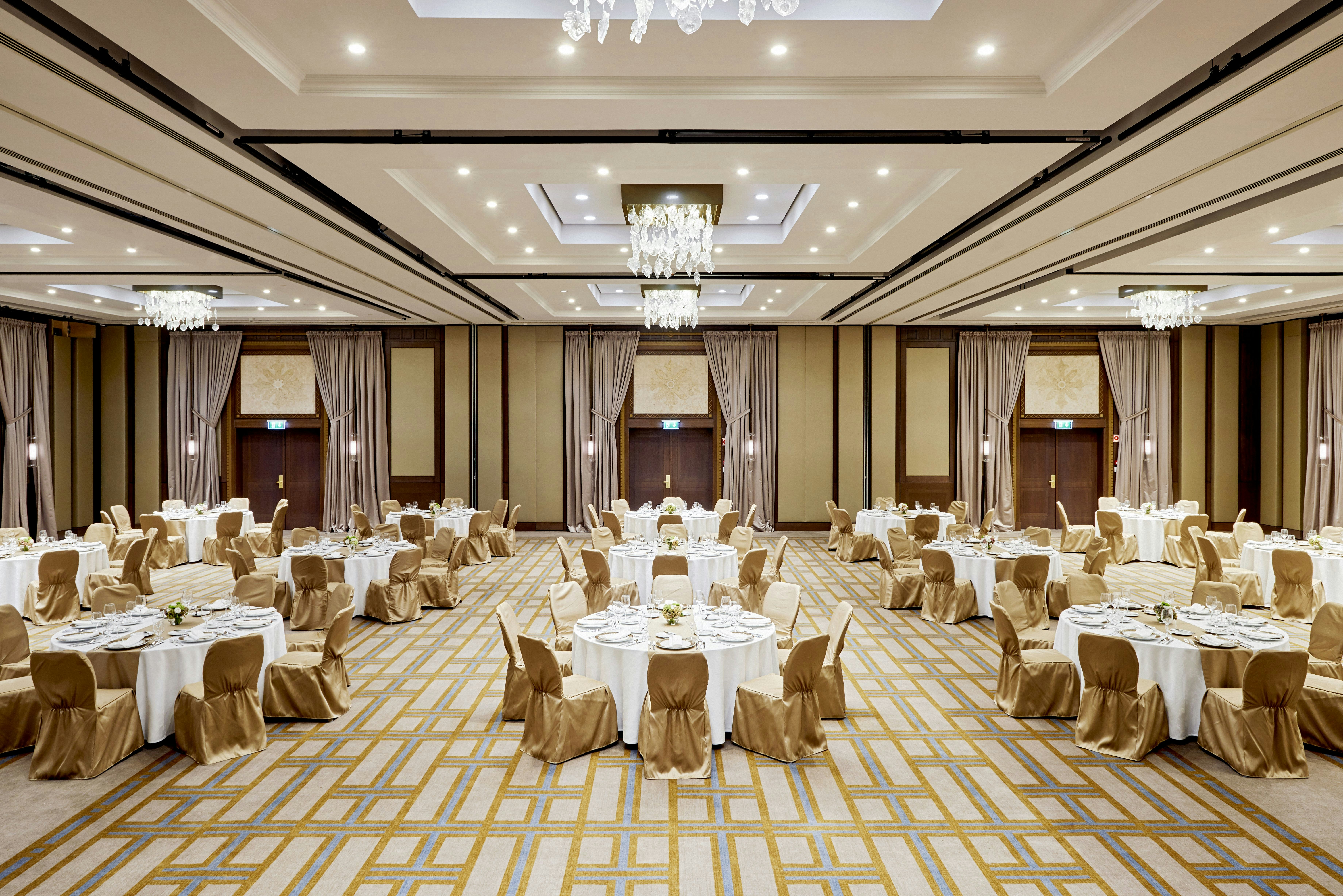 Hilton Budapest Hotel 76/82