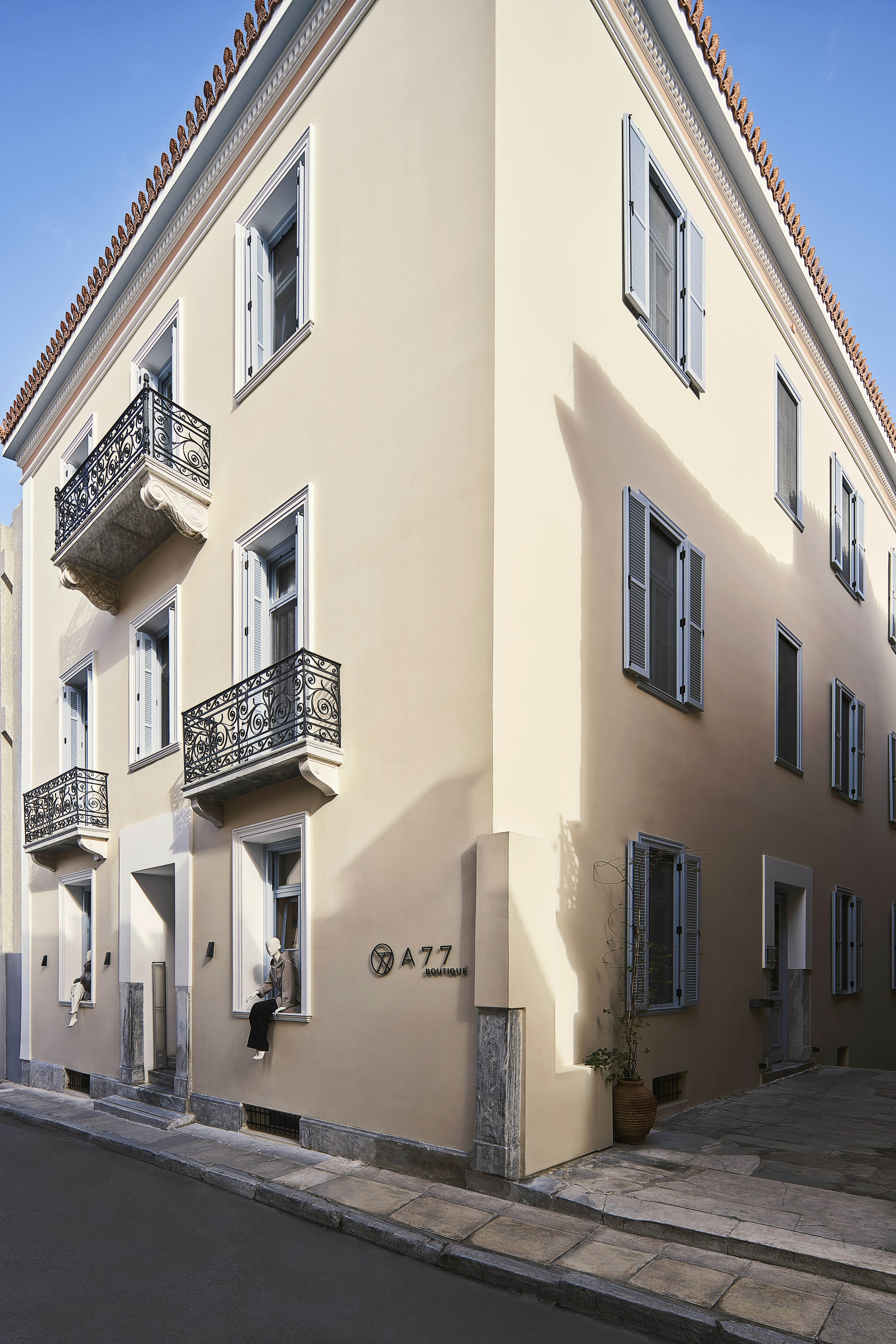 A77 Suites By Andronis 38/50