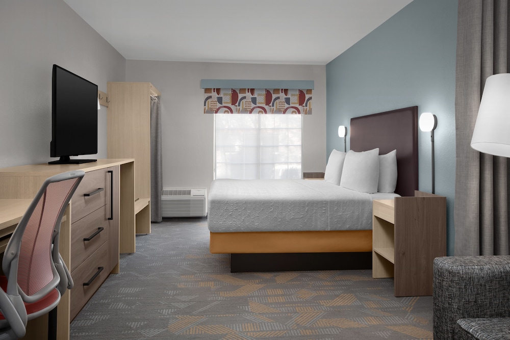 STUDIO, SUITE, KING BED, ACCESSIBLE