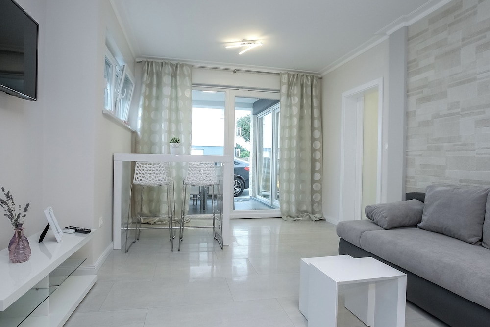 Apartments Tomana 42/50