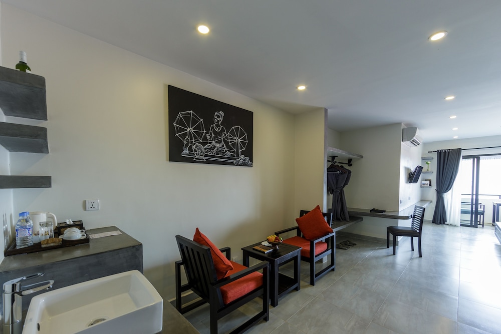 CENTRAL SUITE RESIDENCE 58/76