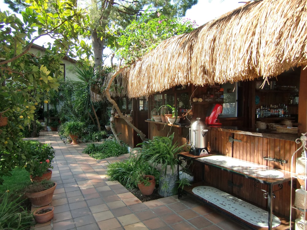 Hotel Happy Caretta 36/47