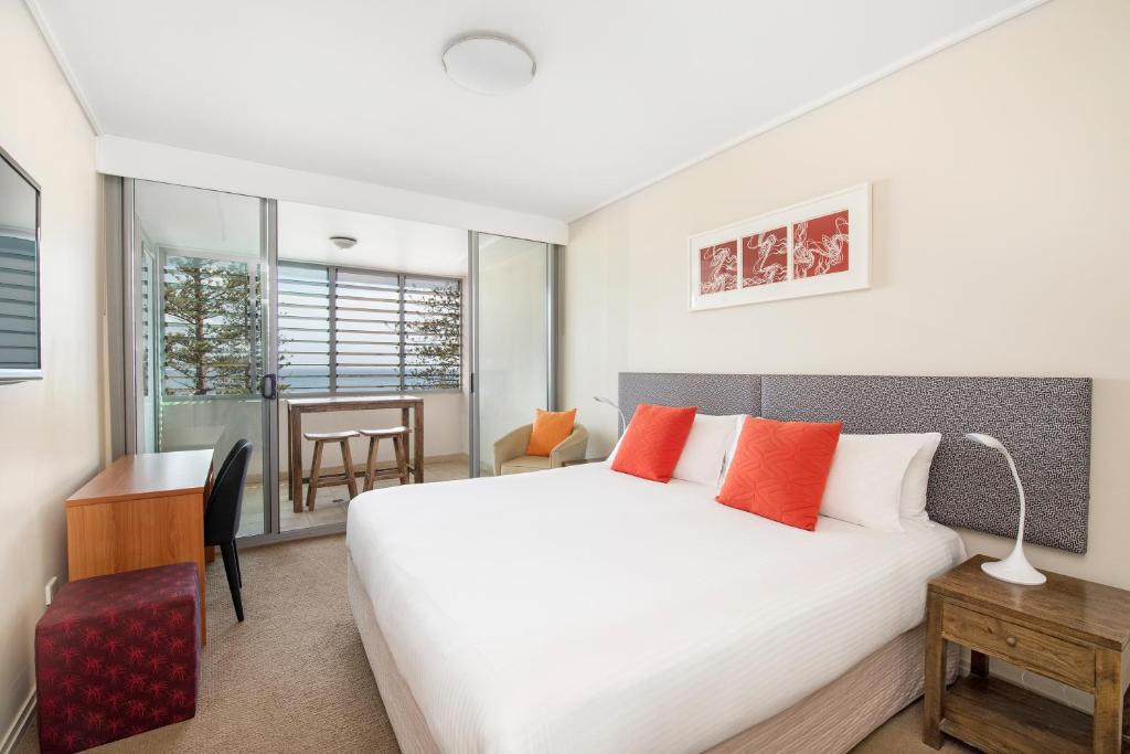 3 Bedrooms, Apartment, Ocean View