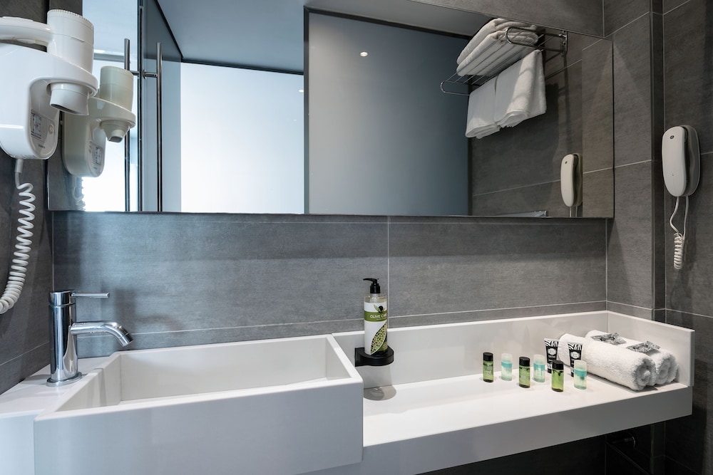 Oktober Downtown Boutique Hotel 47/50