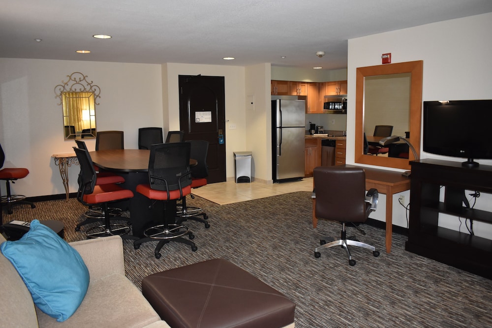 Studio6 Carlsbad, CA 36/47