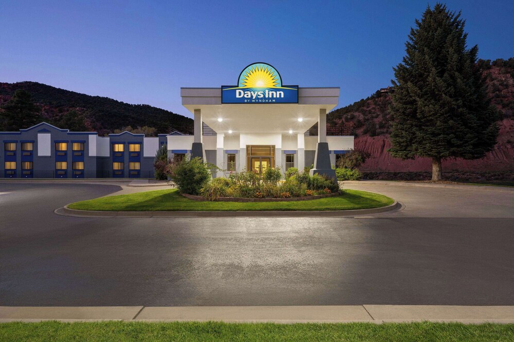 Days Inn by Wyndham Carbondale 4/38