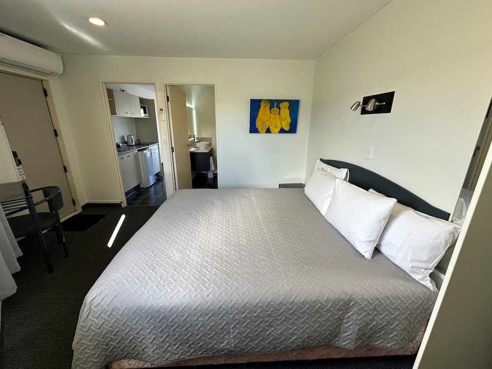 SPA, DELUXE, SUITE