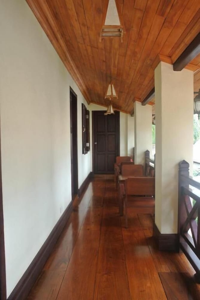 Villa Saykham 24/32