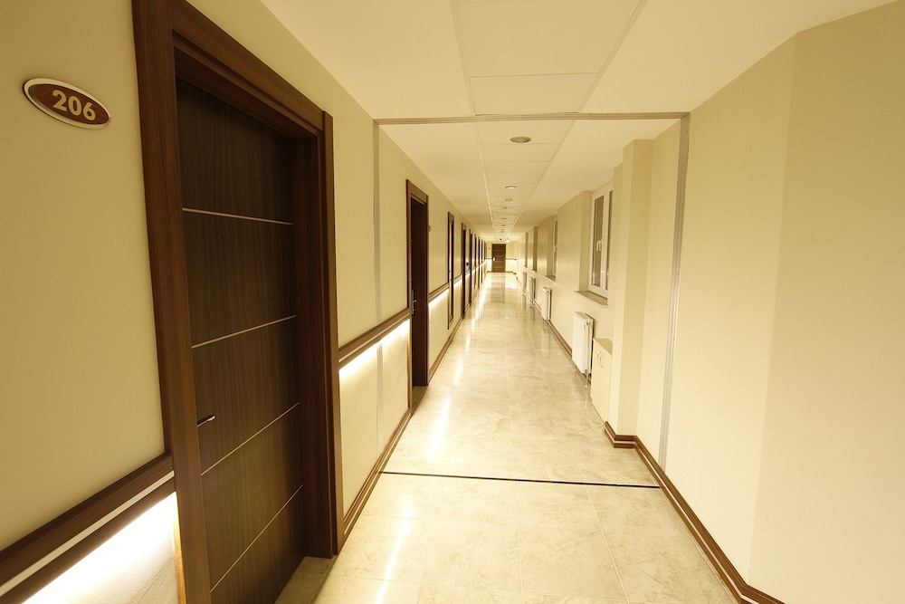 Royal Bilgic Hotel 11/35