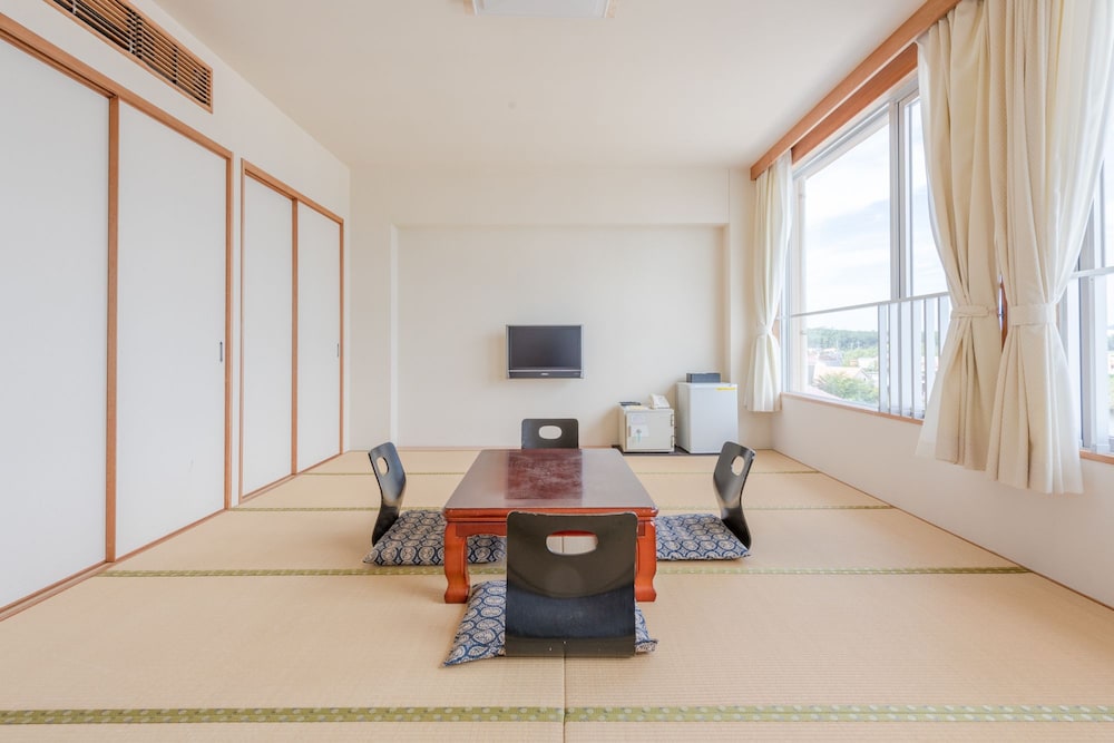 Lakeside Hot-Spring Hotel Kunibiki 24/34