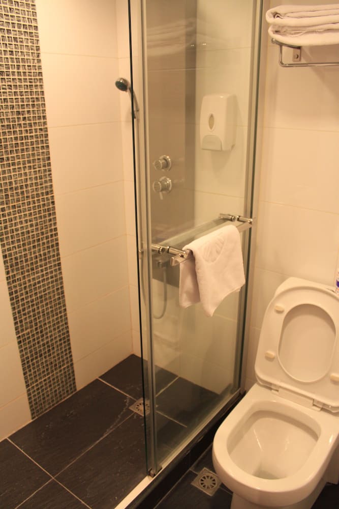 Caritas Bianchi Lodge 25/27