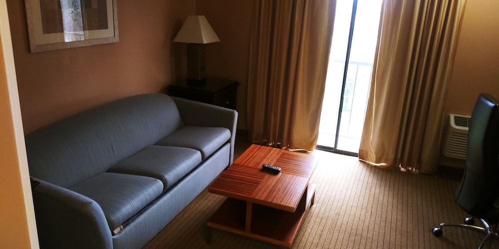 Motel6 Victorville, CA - Civic Center / Route 66 38/60