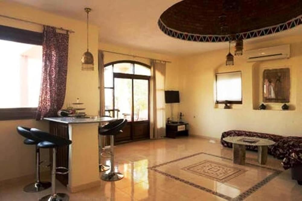 Nile Compound Hotel 27/50