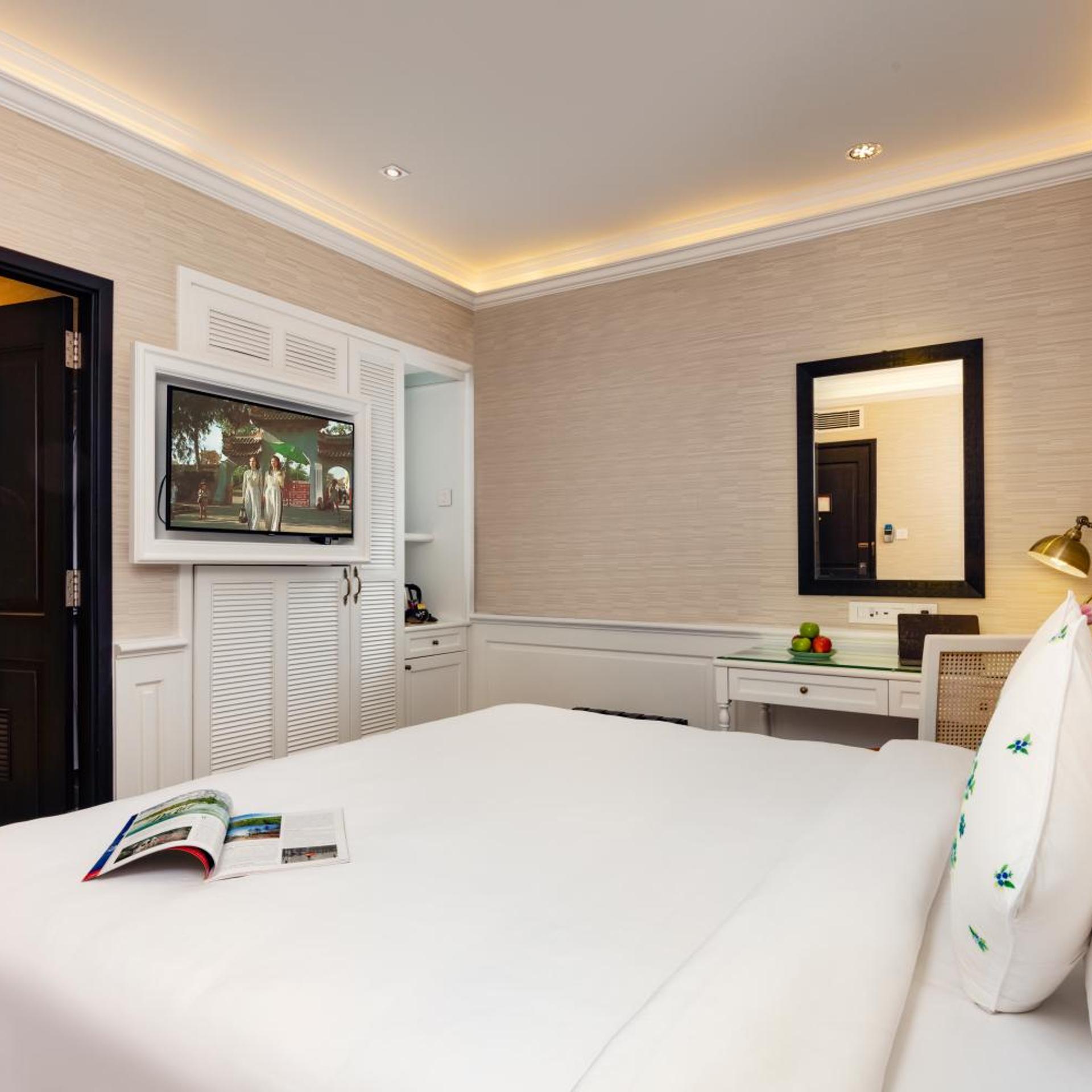 Deluxe, Double Bed, No Window