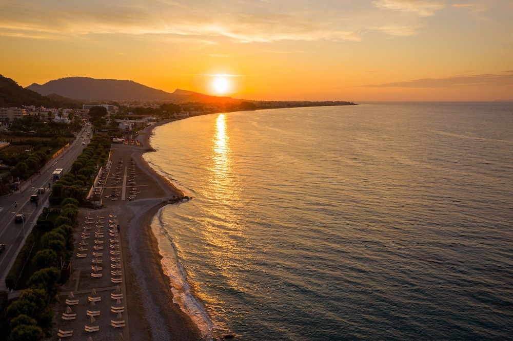Oceanis Beach Hotel 39/50