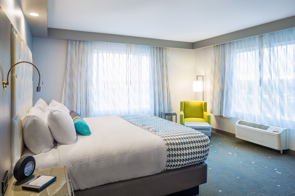 Best Western Premier Hotel At Fisher's Landing 11/31