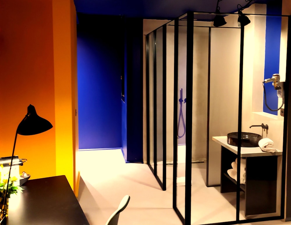 Hotel La Zoologie 30/75