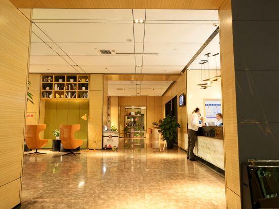 Jiayi Hotel (Heze Danyang Overpass) 10/27