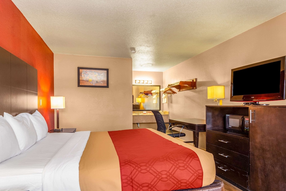 Econo Lodge Meridian 15/28
