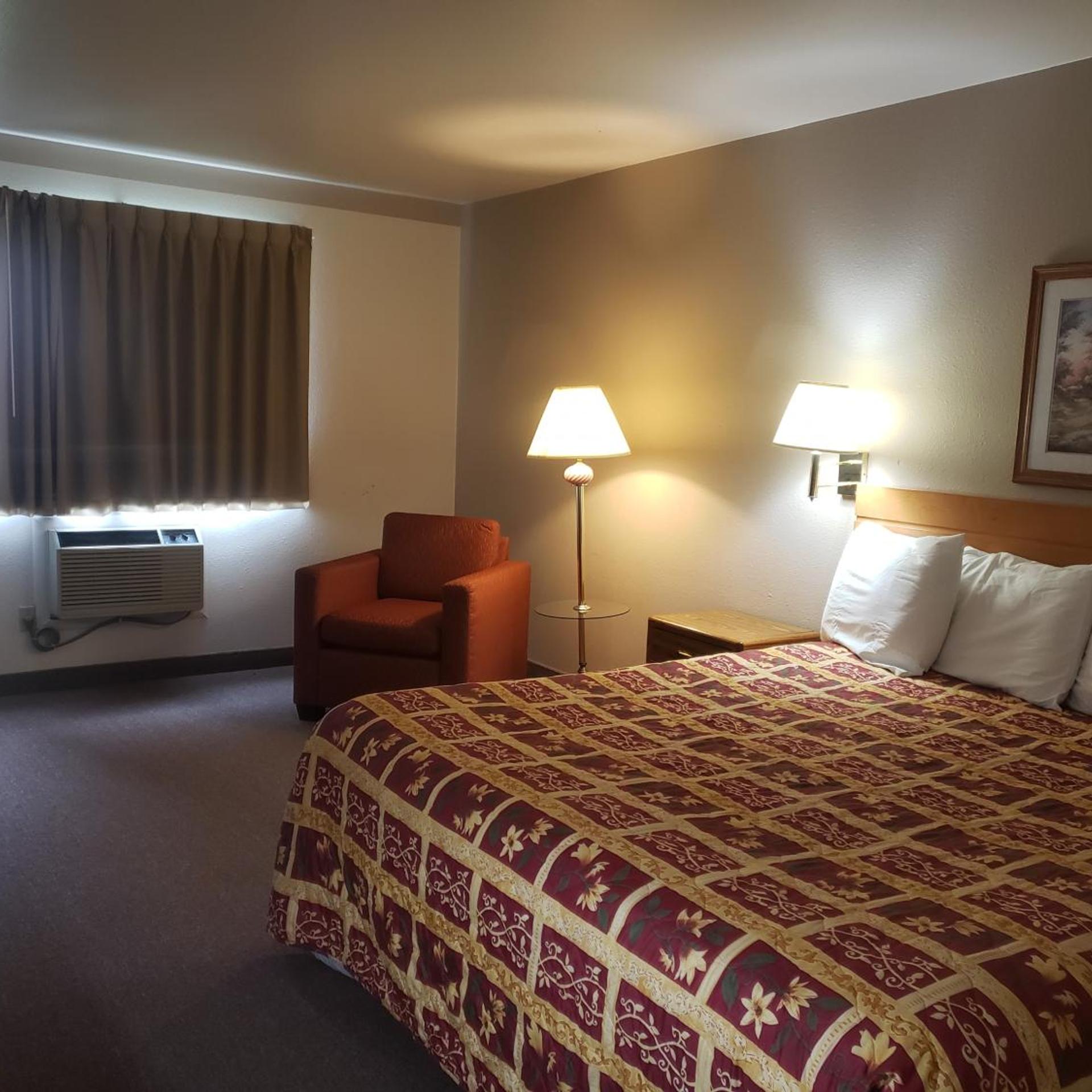 Americas Best Value Inn Burlington 18/62